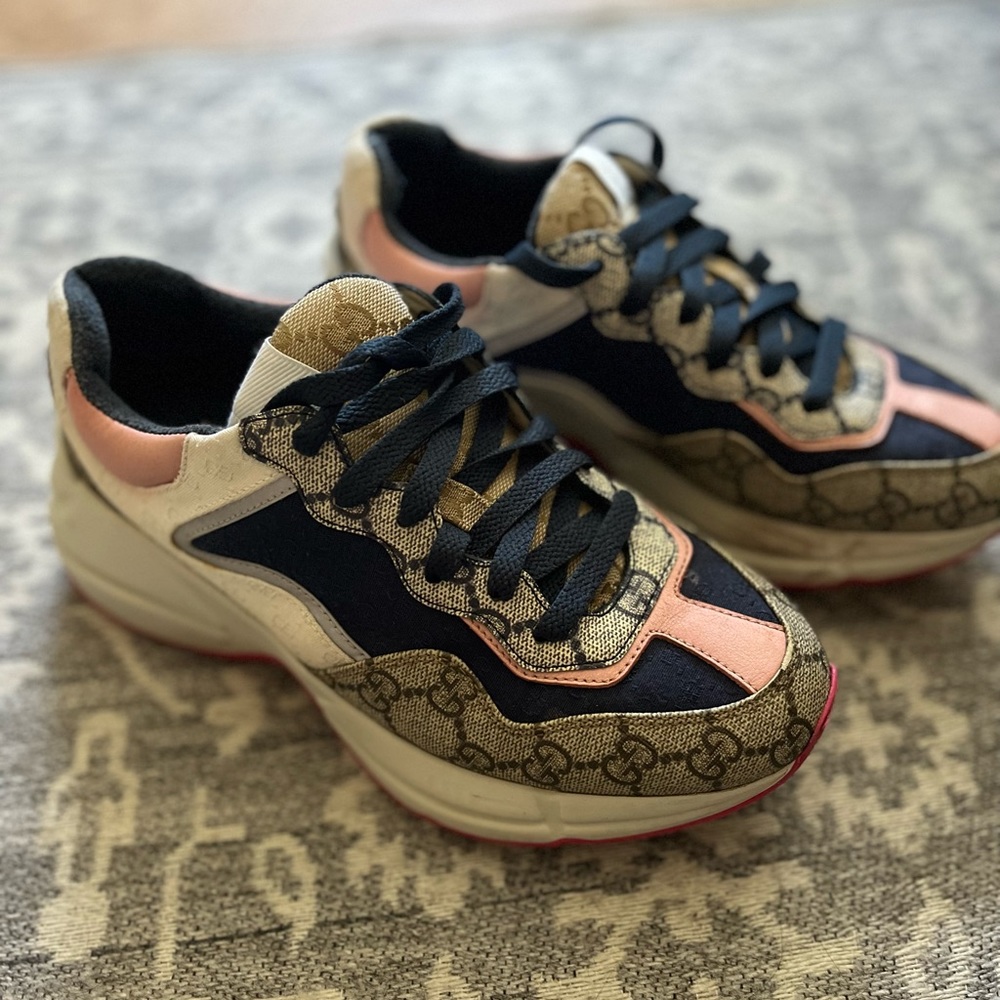 Womens Gucci Rhyton sneakers